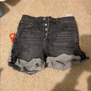 levi shorts